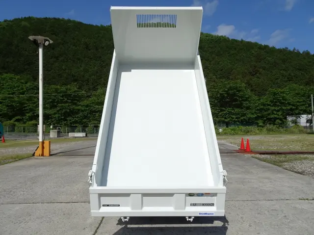 三菱 キャンター 2RG-FDA60(4WD)の写真3