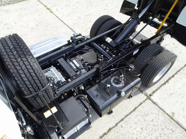 三菱 キャンター 2RG-FDA60(4WD)の写真15