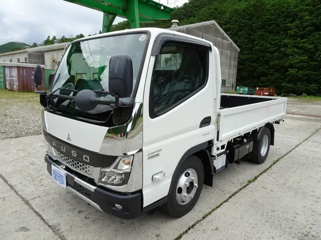 三菱 キャンター 2RG-FDA20(4WD)の写真1