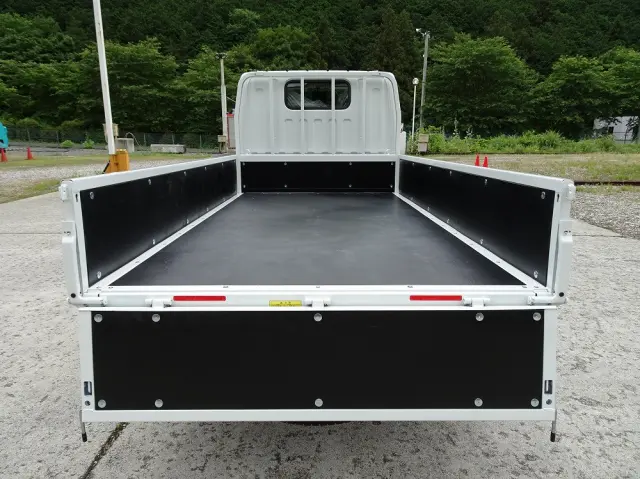 三菱 キャンター 2RG-FDA20(4WD)の写真13