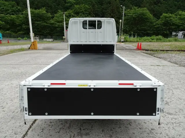 三菱 キャンター 2RG-FDA20(4WD)の写真16