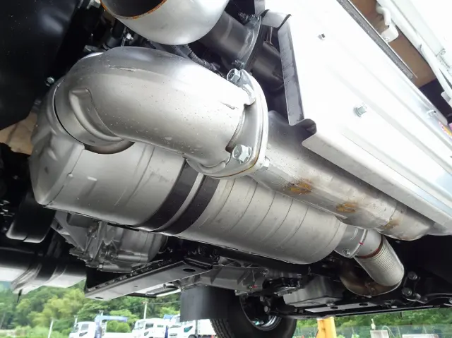 三菱 キャンター 2RG-FDA20(4WD)の写真25