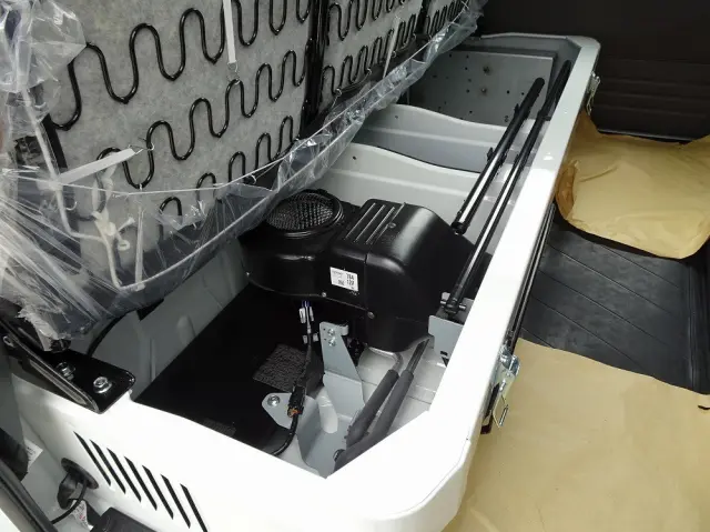 三菱 キャンター 2TG-FDA00(4WD)の写真41
