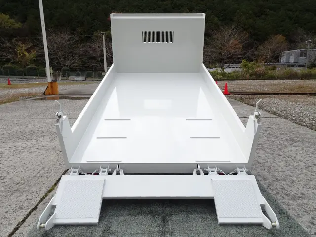 三菱 ファイター 2KG-FK72F(2WD)の写真8