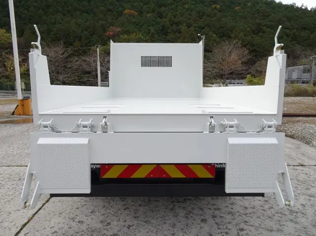 三菱 ファイター 2KG-FK72F(2WD)の写真13