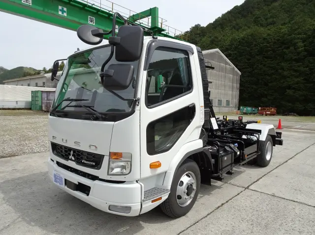 三菱 ファイター 2KG-FK72F(2WD)の写真1