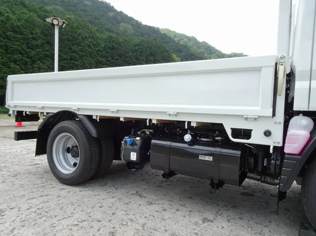三菱 キャンター 2RG-FBAV0(2WD)の写真17