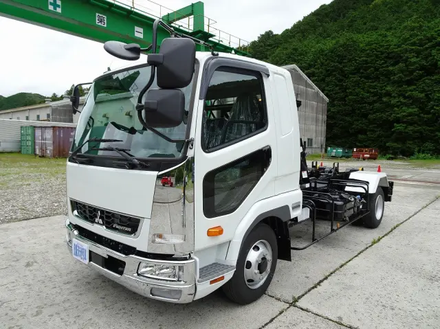 三菱 ファイター 2KG-FK62F(2WD)の写真1