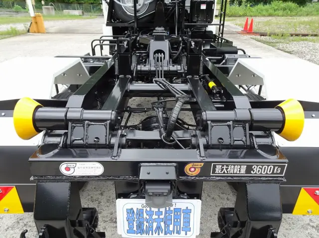 三菱 ファイター 2KG-FK62F(2WD)の写真17