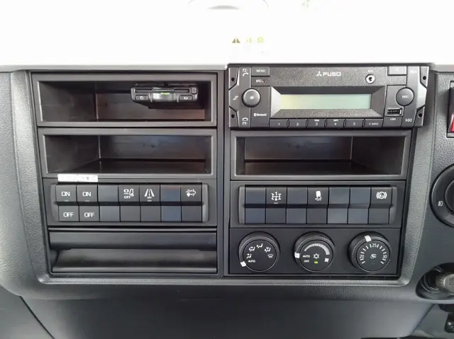 三菱 ファイター 2KG-FK62F(2WD)の写真32