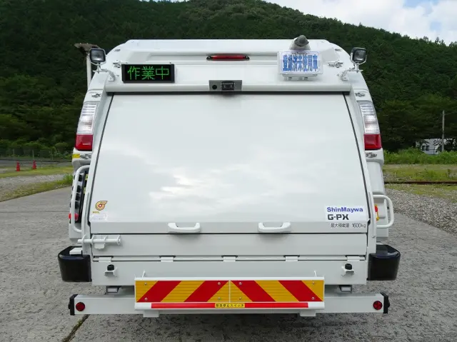 三菱 ファイター 2KG-FK62F(2WD)の写真3