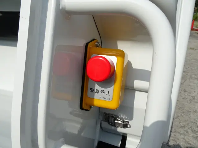 三菱 ファイター 2KG-FK62F(2WD)の写真23