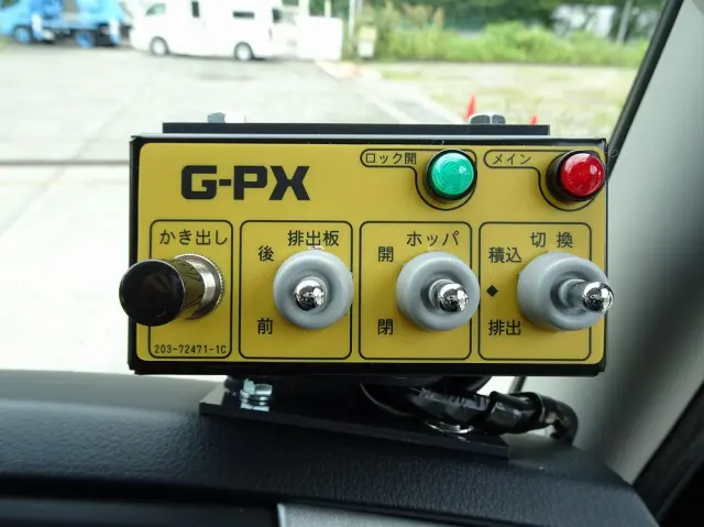 三菱 ファイター 2KG-FK62F(2WD)の写真24