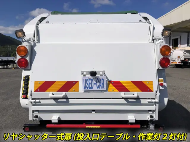 いすゞ エルフ BDG-NPR85AN(2WD)の写真3