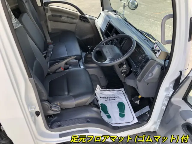 いすゞ エルフ BDG-NPR85AN(2WD)の写真4