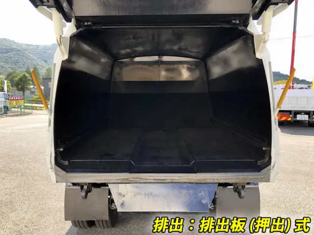 いすゞ エルフ BDG-NPR85AN(2WD)の写真8