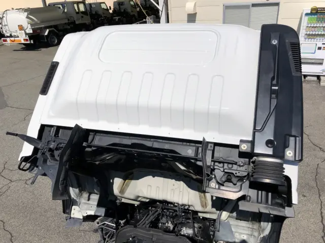 いすゞ エルフ BDG-NPR85AN(2WD)の写真29