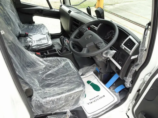 三菱 ファイター 2KG-FK72F(2WD)の写真4