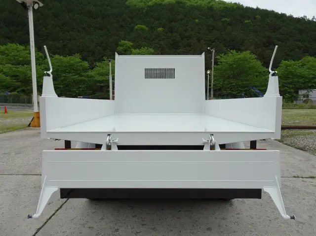 三菱 ファイター 2KG-FK72F(2WD)の写真13