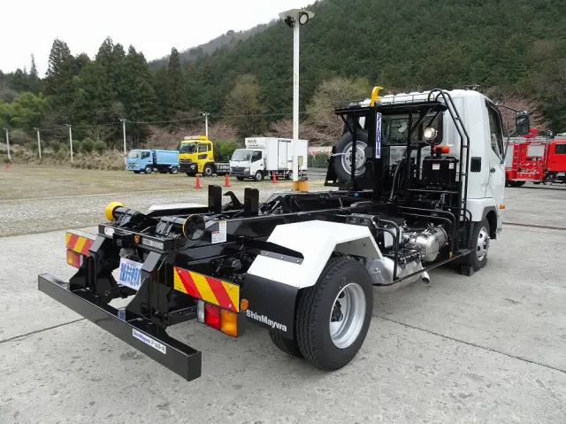 三菱 ファイター 2KG-FK72F(2WD)の写真2