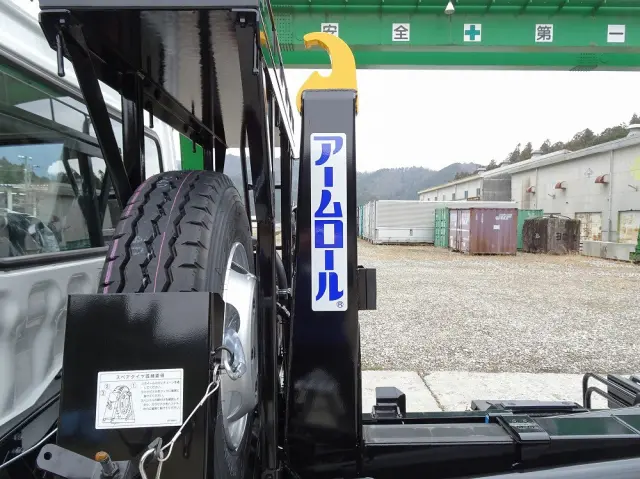三菱 ファイター 2KG-FK72F(2WD)の写真16