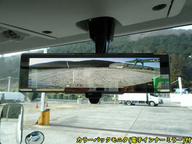 いすゞ エルフ 2TG-NJR88AF(2WD)の写真41