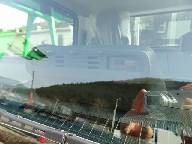 いすゞ エルフ 2TG-NJR88AF(2WD)の写真43