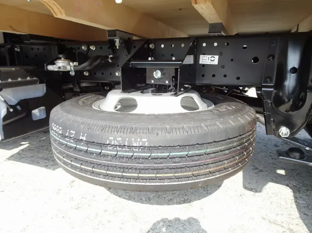 いすゞ エルフ 2TG-NJR88AF(2WD)の写真47