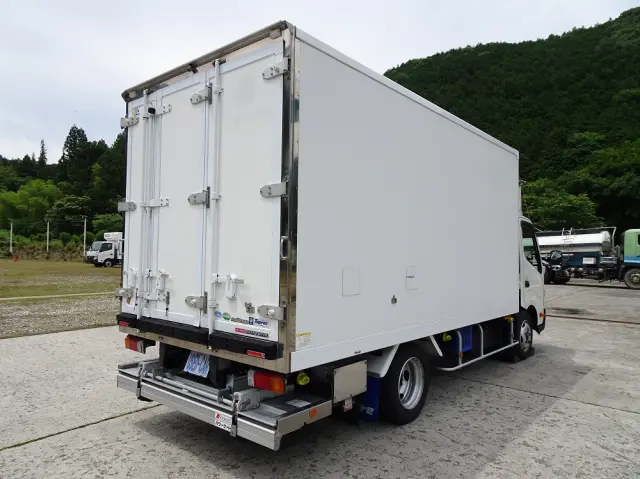 日野 デュトロ TPG-XZU710M(2WD)の写真2