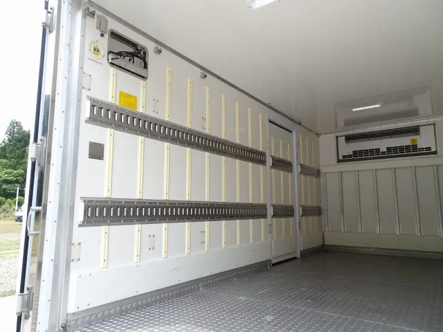 日野 デュトロ TPG-XZU710M(2WD)の写真14