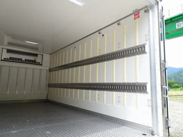 日野 デュトロ TPG-XZU710M(2WD)の写真15