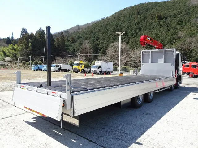 日野 プロフィア 2DG-FW1AHC(8x4)の写真2