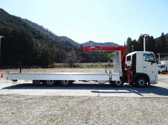 日野 プロフィア 2DG-FW1AHC(8x4)の写真20