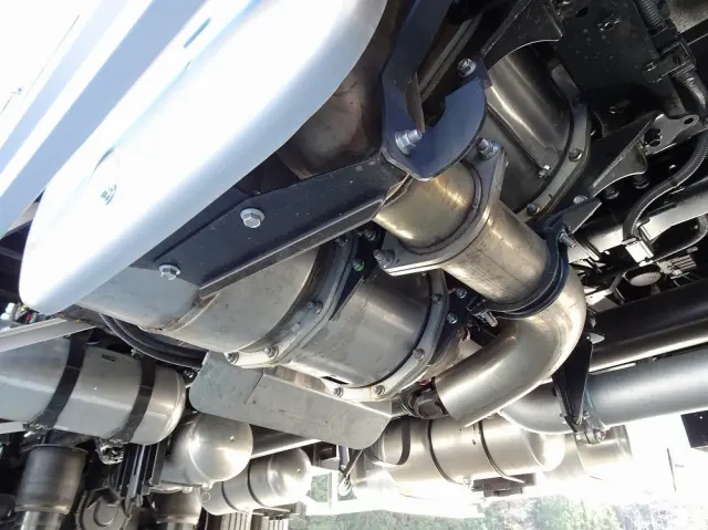 日野 プロフィア 2DG-FW1AHC(8x4)の写真26