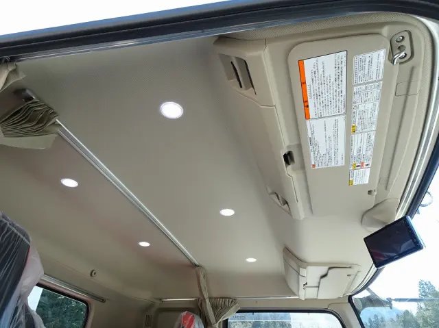 日野 プロフィア 2DG-FW1AHC(8x4)の写真40