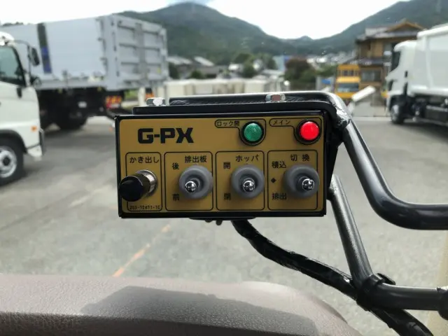 日野 レンジャー 2KG-FC2ABA(2WD)の写真42