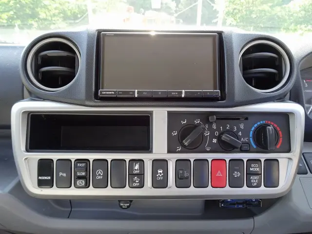 トヨタ ダイナ 2RG-XZU605(2WD)の写真39