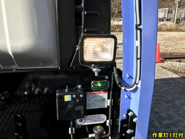 いすゞ エルフ 2TG-NPR88AM(2WD)の写真18