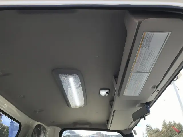 いすゞ エルフ 2TG-NPR88AM(2WD)の写真45