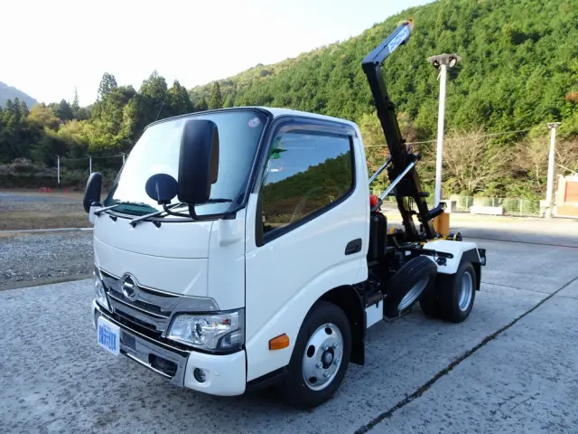 日野 デュトロ 2KG-XZU605M(2WD)の写真1