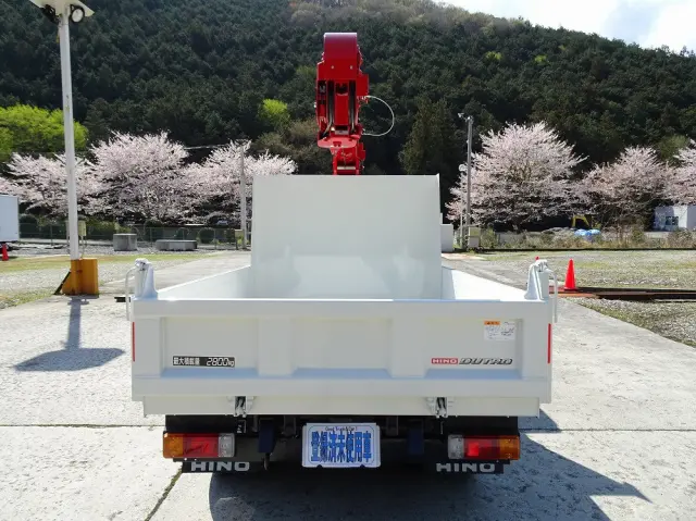 日野 デュトロ 2RG-XZU600T(2WD)の写真6