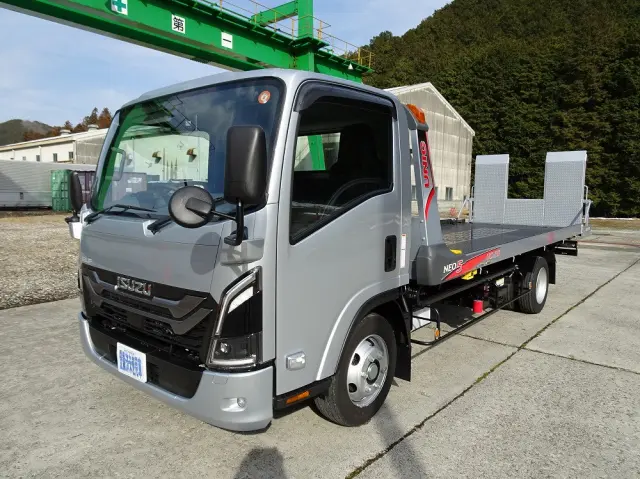 いすゞ エルフ 2PG-NPR88AM(2WD)の写真1