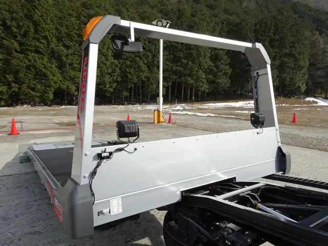 いすゞ エルフ 2PG-NPR88AM(2WD)の写真22