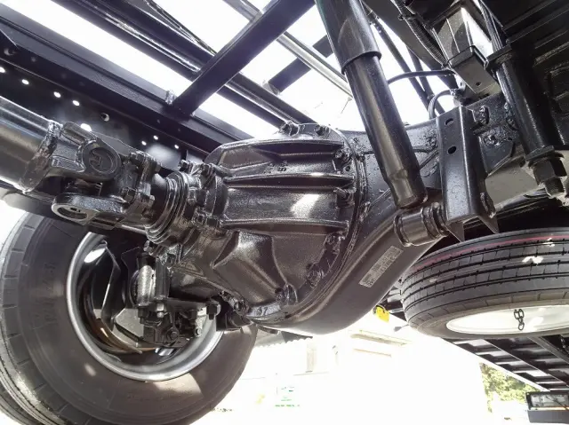 いすゞ エルフ 2PG-NPR88AM(2WD)の写真27