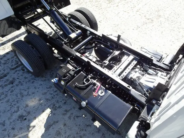 いすゞ エルフ 2RG-NKR88AM(2WD)の写真14