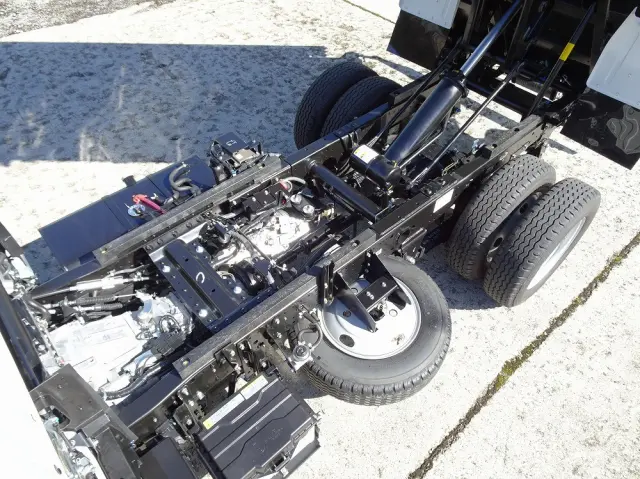 いすゞ エルフ 2RG-NKR88AM(2WD)の写真15