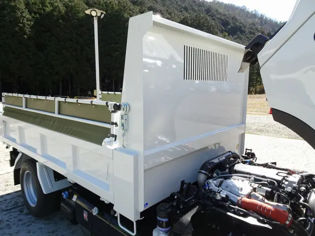 いすゞ エルフ 2RG-NKR88AM(2WD)の写真27