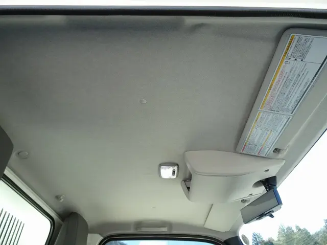 いすゞ エルフ 2RG-NKR88AM(2WD)の写真41