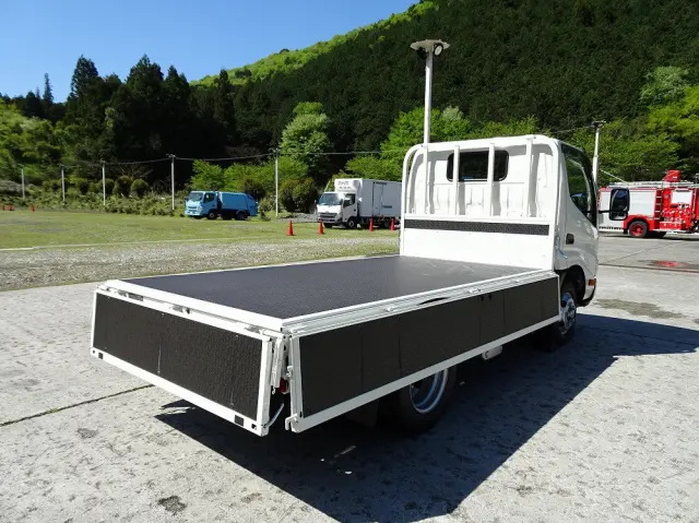 日野 デュトロ 2KG-XZU605M(2WD)の写真2