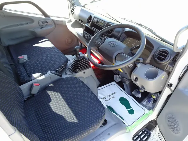 日野 デュトロ 2KG-XZU605M(2WD)の写真4
